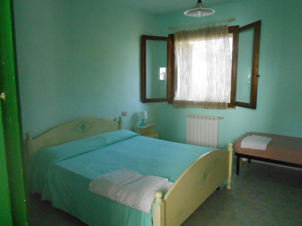Hotel Agriturismo Tupei Calasetta Zimmer foto